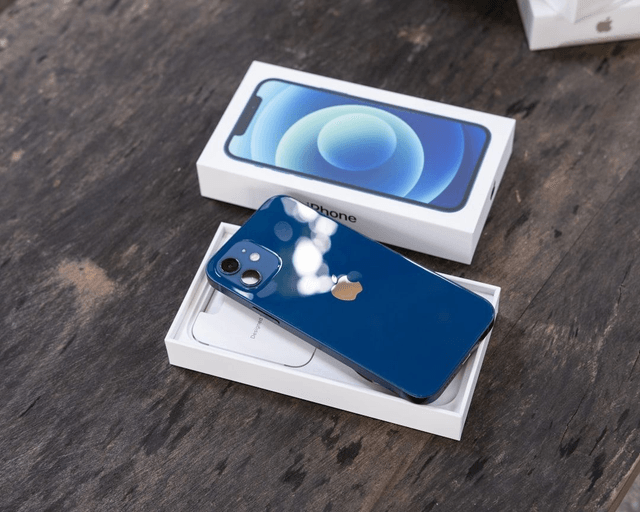 iPhone 12 64Go Grade A Noir